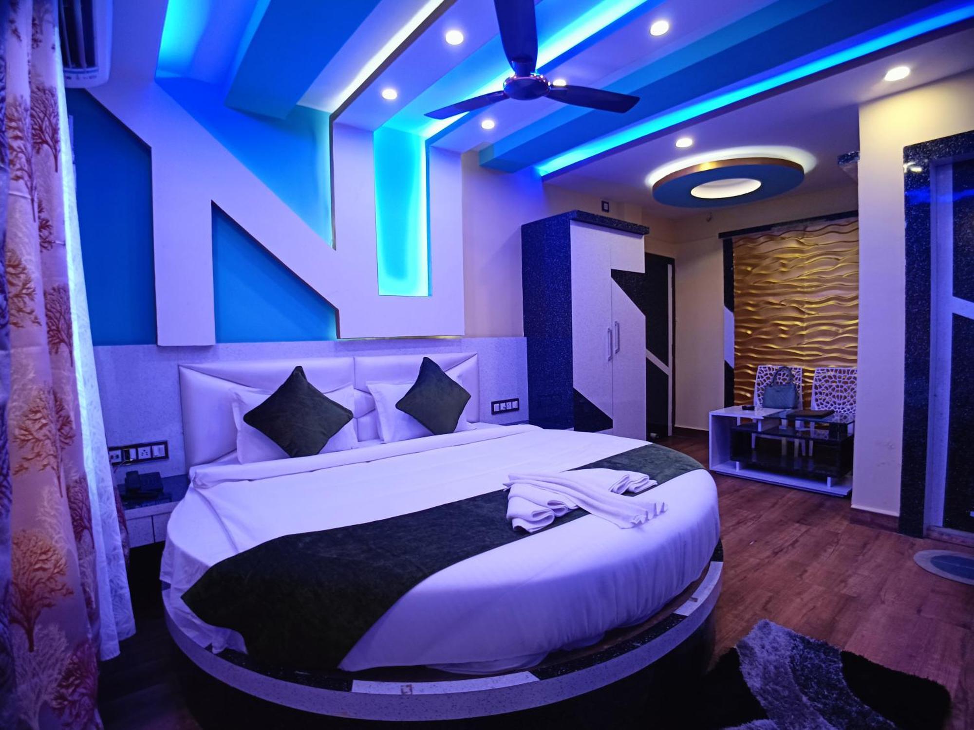 מנדרמוני The Pelican Beach Resort מראה חיצוני תמונה