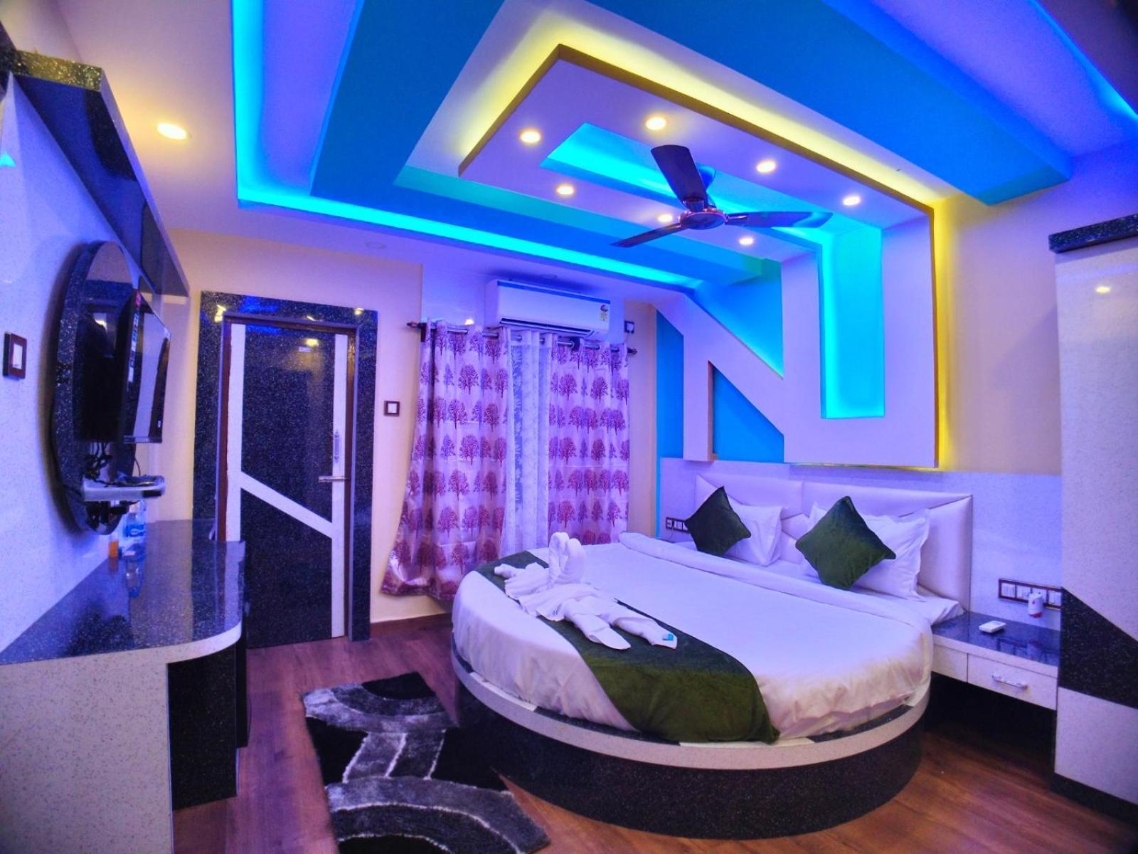 מנדרמוני The Pelican Beach Resort מראה חיצוני תמונה
