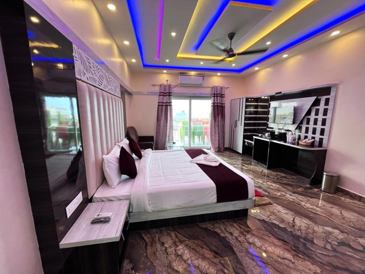 מנדרמוני The Pelican Beach Resort מראה חיצוני תמונה