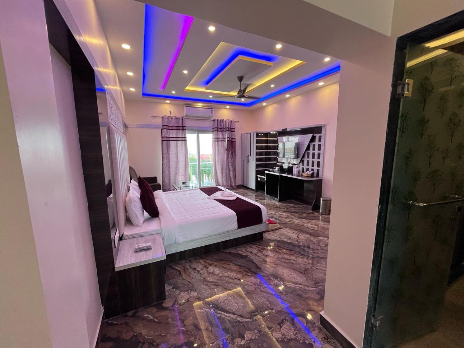 מנדרמוני The Pelican Beach Resort מראה חיצוני תמונה